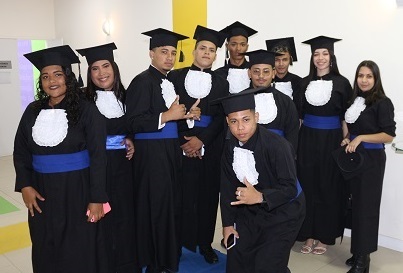 Vicunha celebra formação de jovens do Pescar durante cerimônia em Maracanaú e Natal