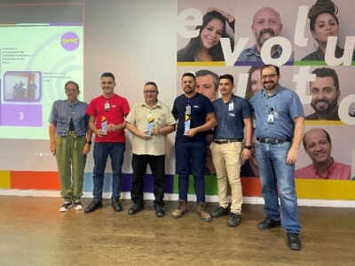 2° lugar: Reaproveitamento de retalhos/resíduos para complementos de lavagens.
Equipe: Thiago Rômulo; Jarbas Dos Santos Lima e Francisco Raimundo Pereira